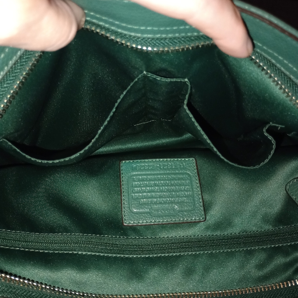EUC Coach Park pebbled Leather Carrie Tote Hunter Green - Picture 11 of 15
